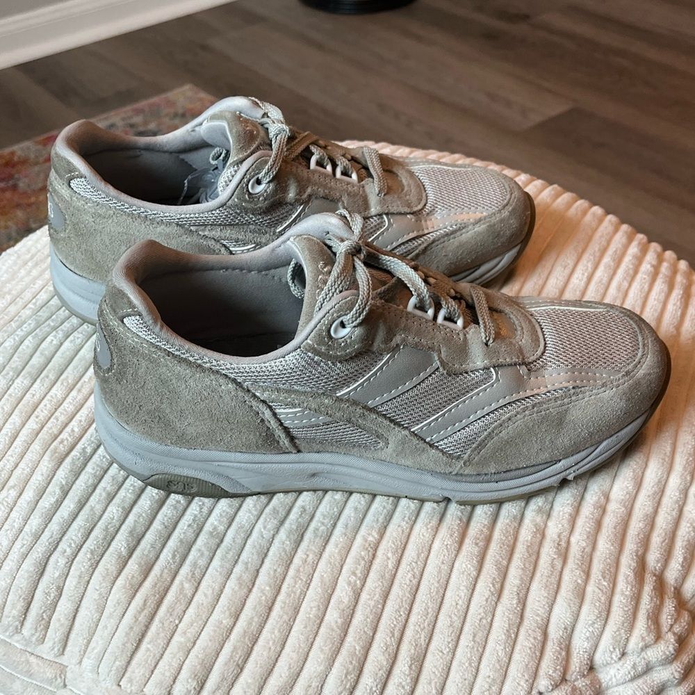 SAS women’s tour leather and mesh comfort shoe 8N silver grey vacation walking - Picture 4 of 6